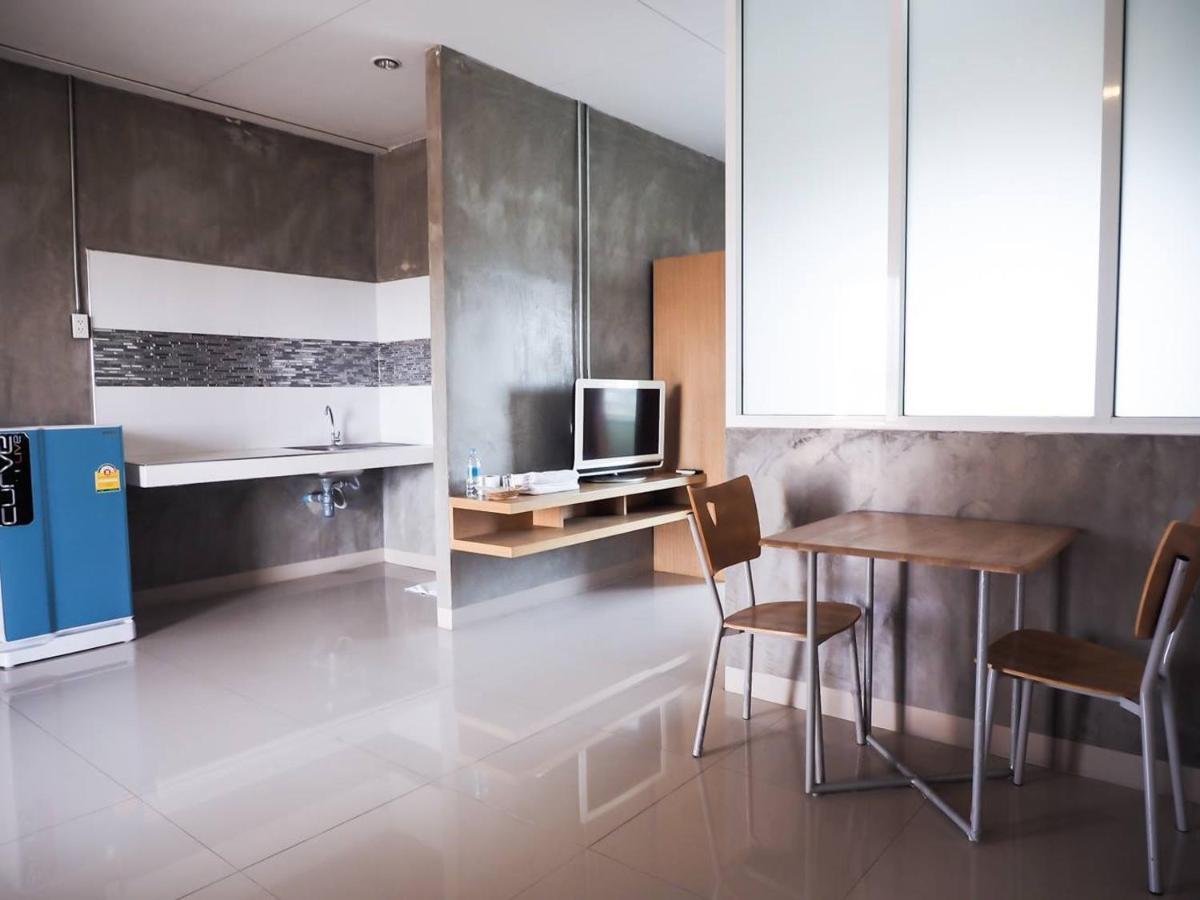 The View Residence Bangkok Exterior photo