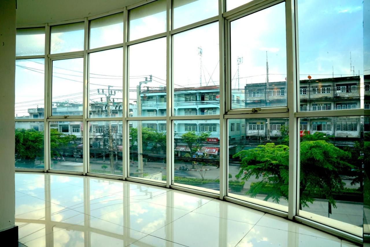 The View Residence Bangkok Exterior photo