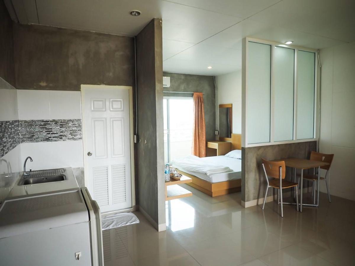 The View Residence Bangkok Exterior photo